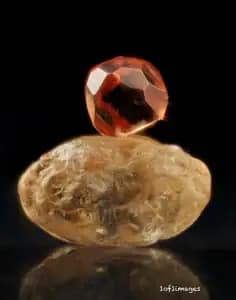 Sand Garnet photographed in close up. By Ethan Beckler and used with his permission.